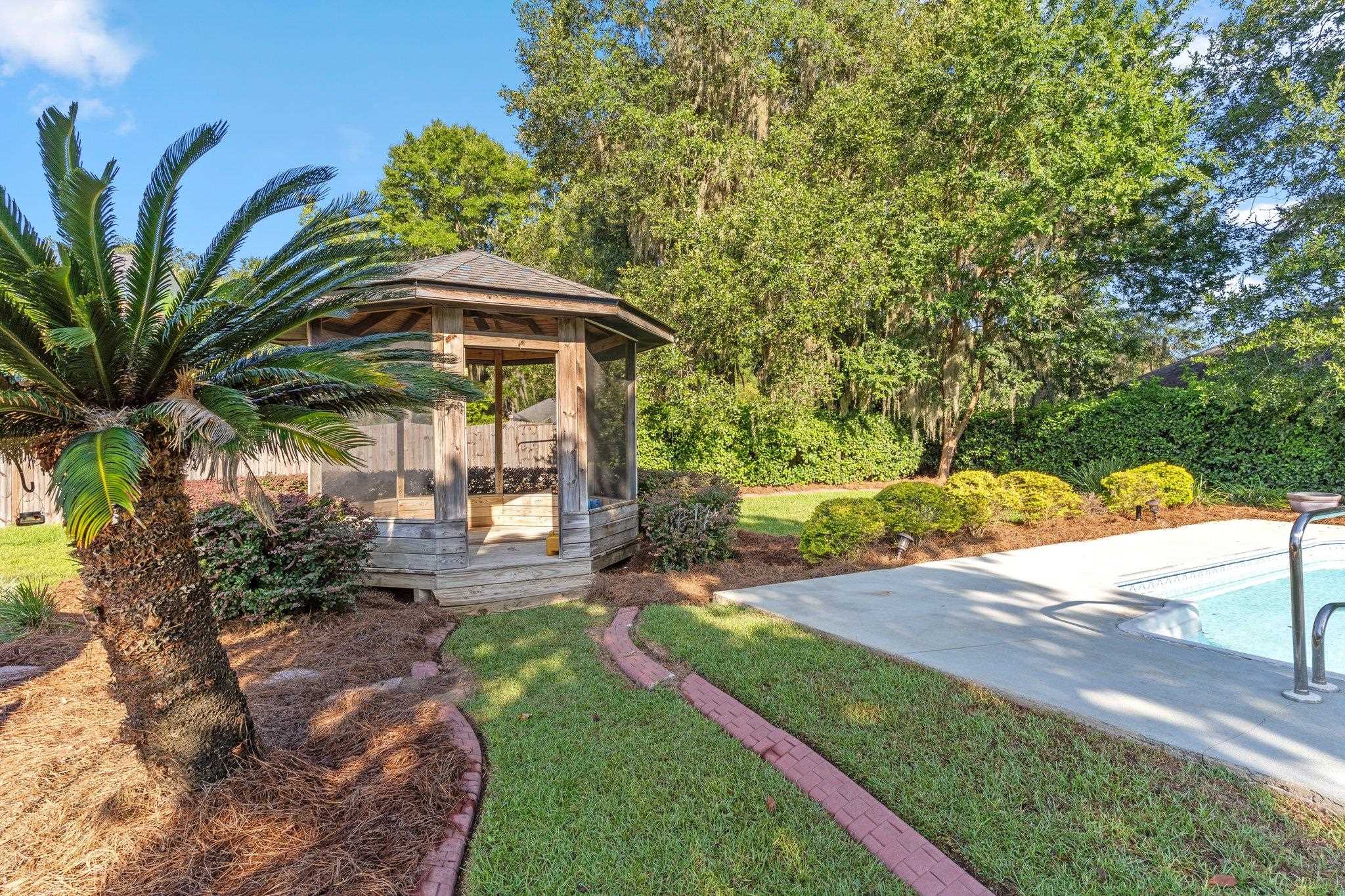 1104 Greensward Drive