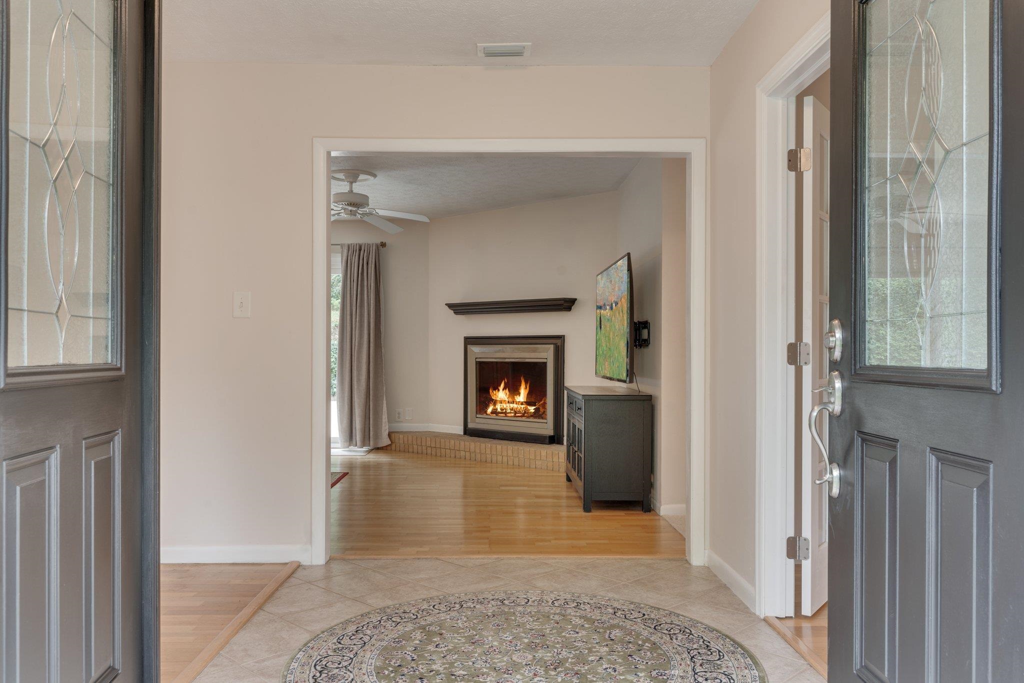2919 Abbotsford Way
