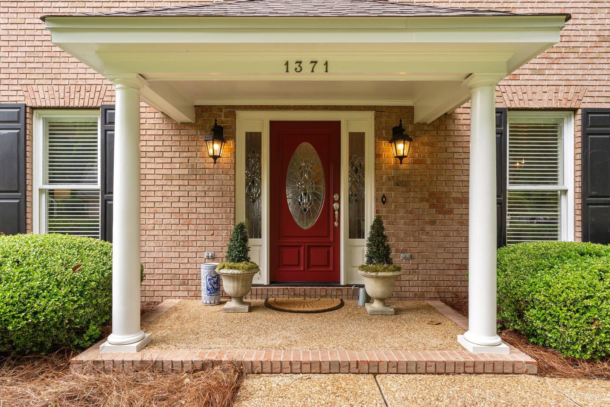 1371 Millstream Road