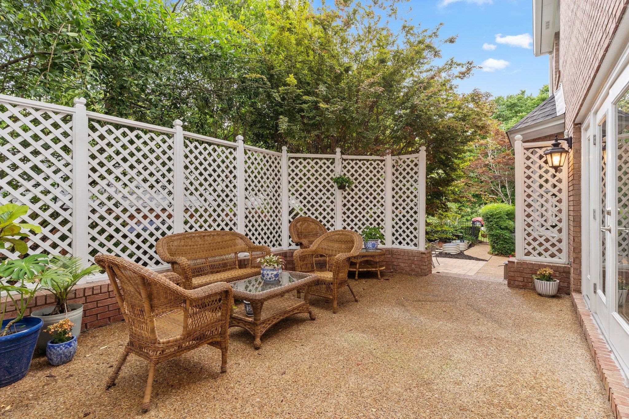 1371 Millstream Road