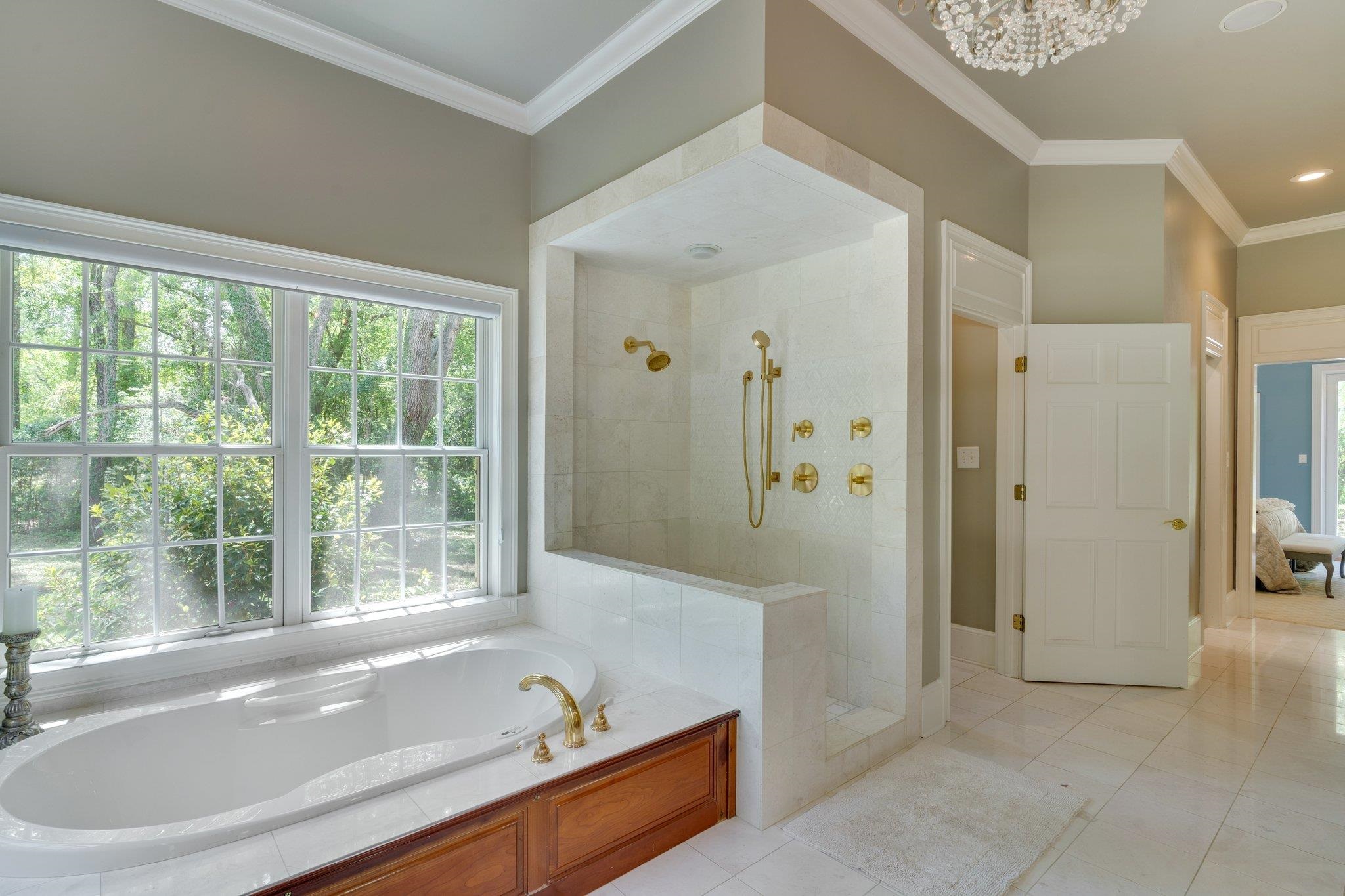 283 E Rosehill Drive