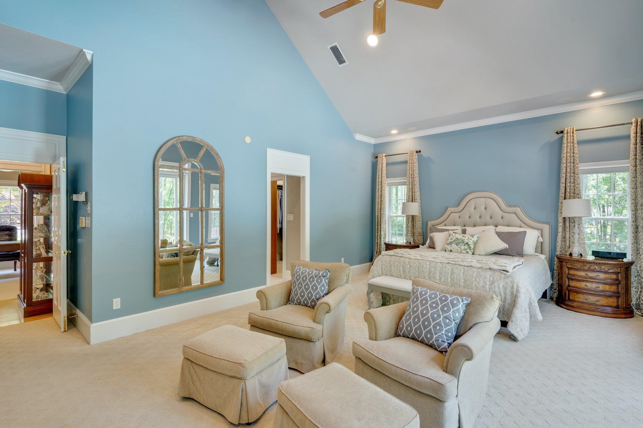 283 E Rosehill Drive