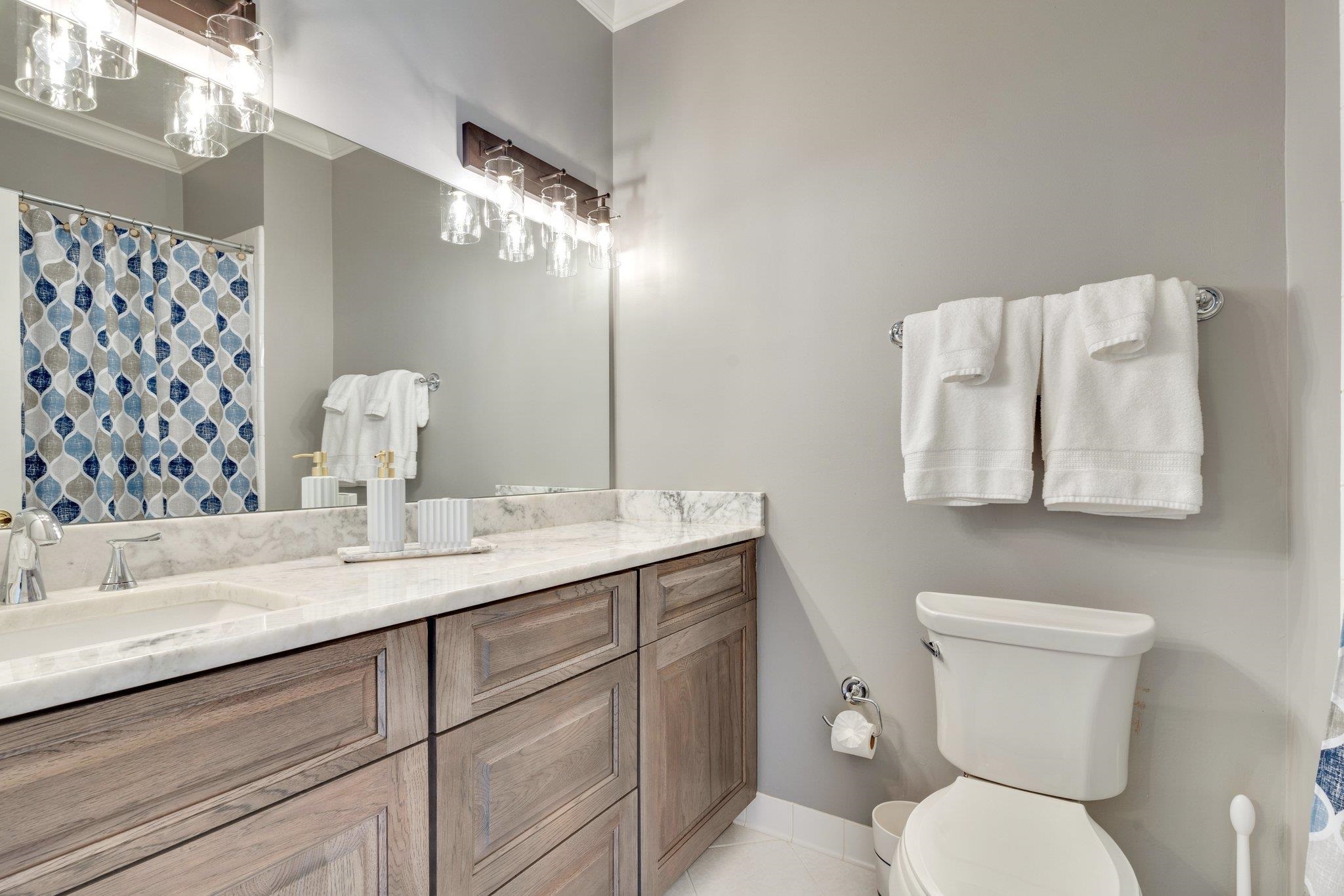 283 E Rosehill Drive