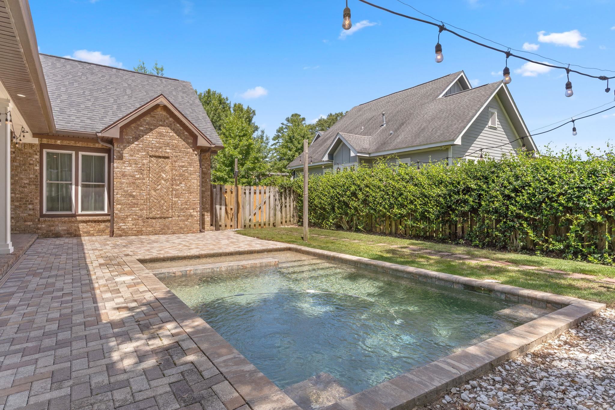 2606 Thomasville Road