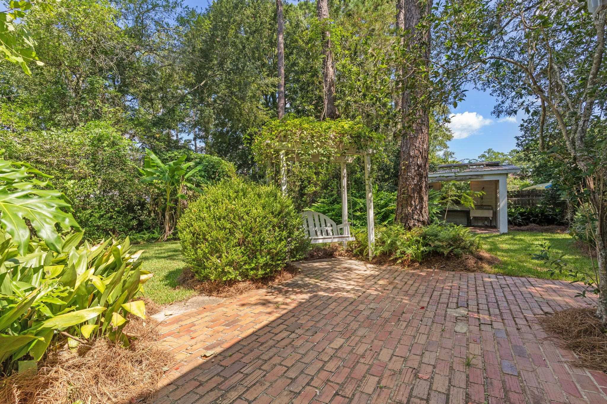 1122 Victory Garden Drive