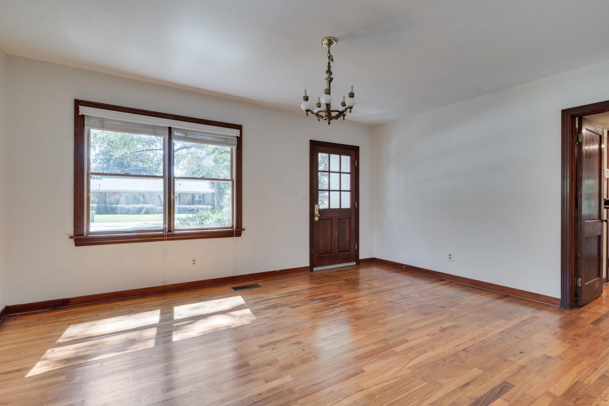 1122 Victory Garden Drive