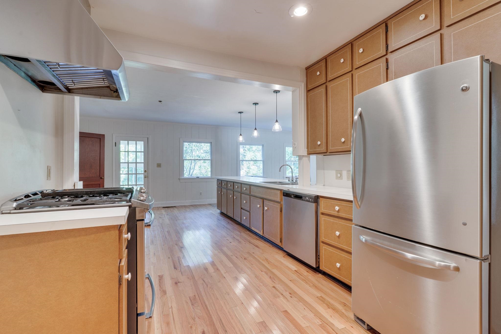 1122 Victory Garden Drive