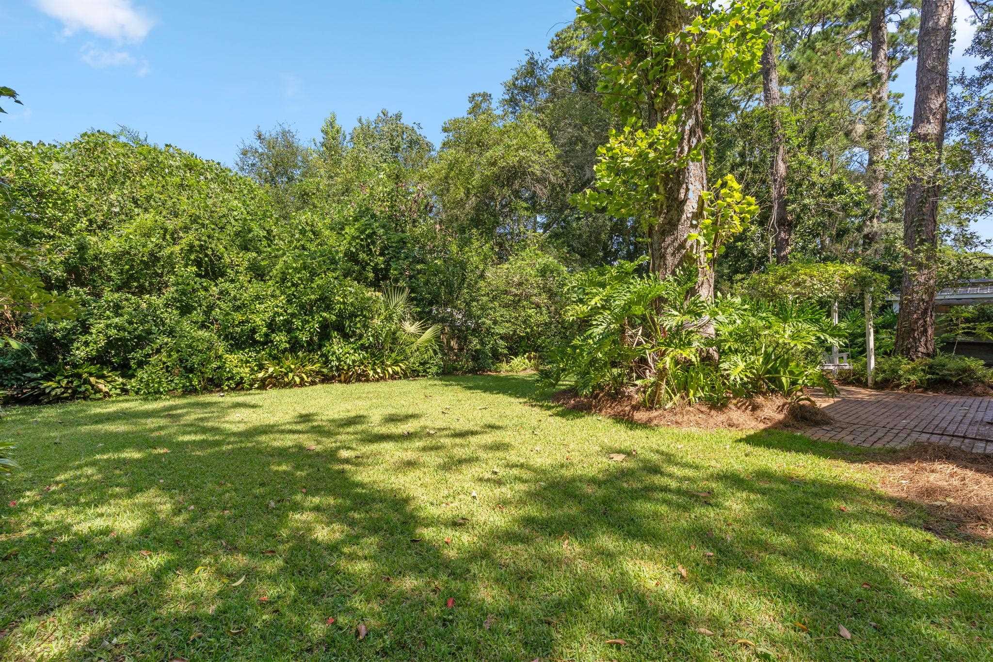 1122 Victory Garden Drive