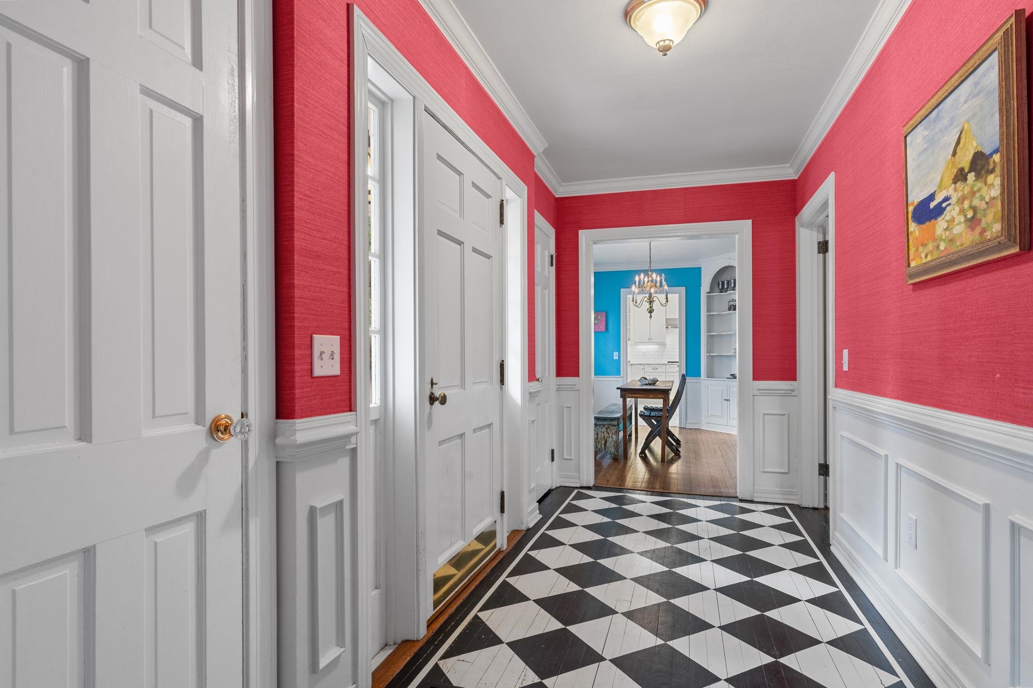 1413 N Randolph Circle