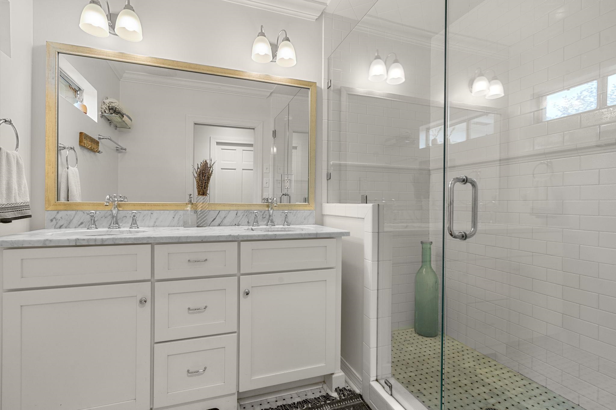 1413 N Randolph Circle