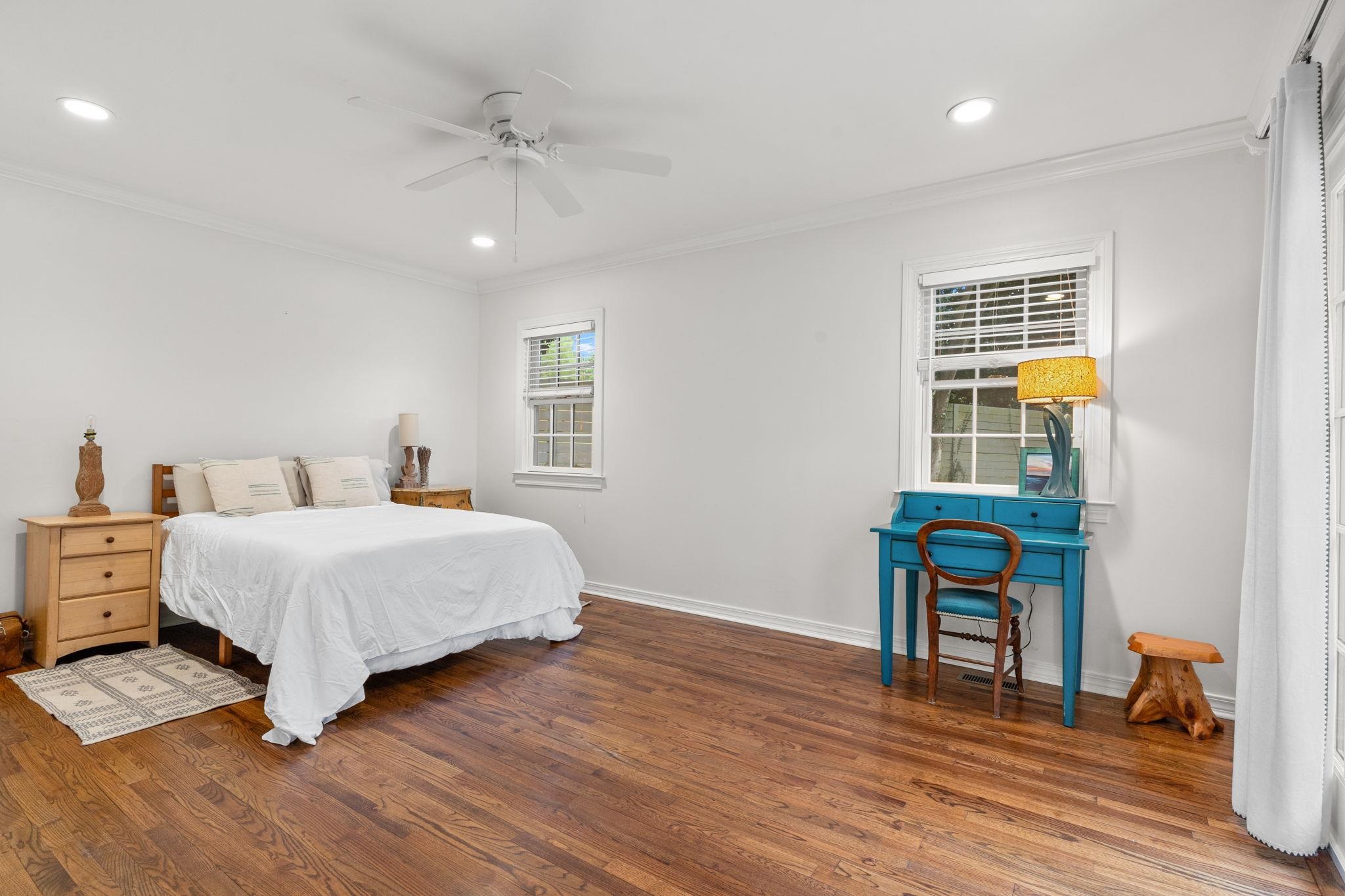 1413 N Randolph Circle