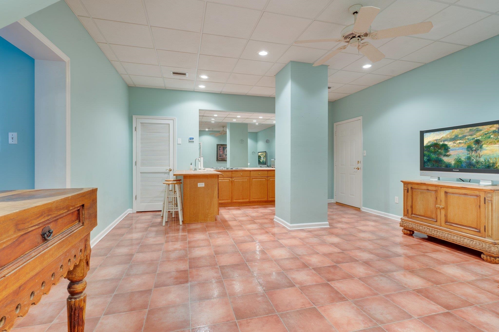 2825 Asbury Hill Drive