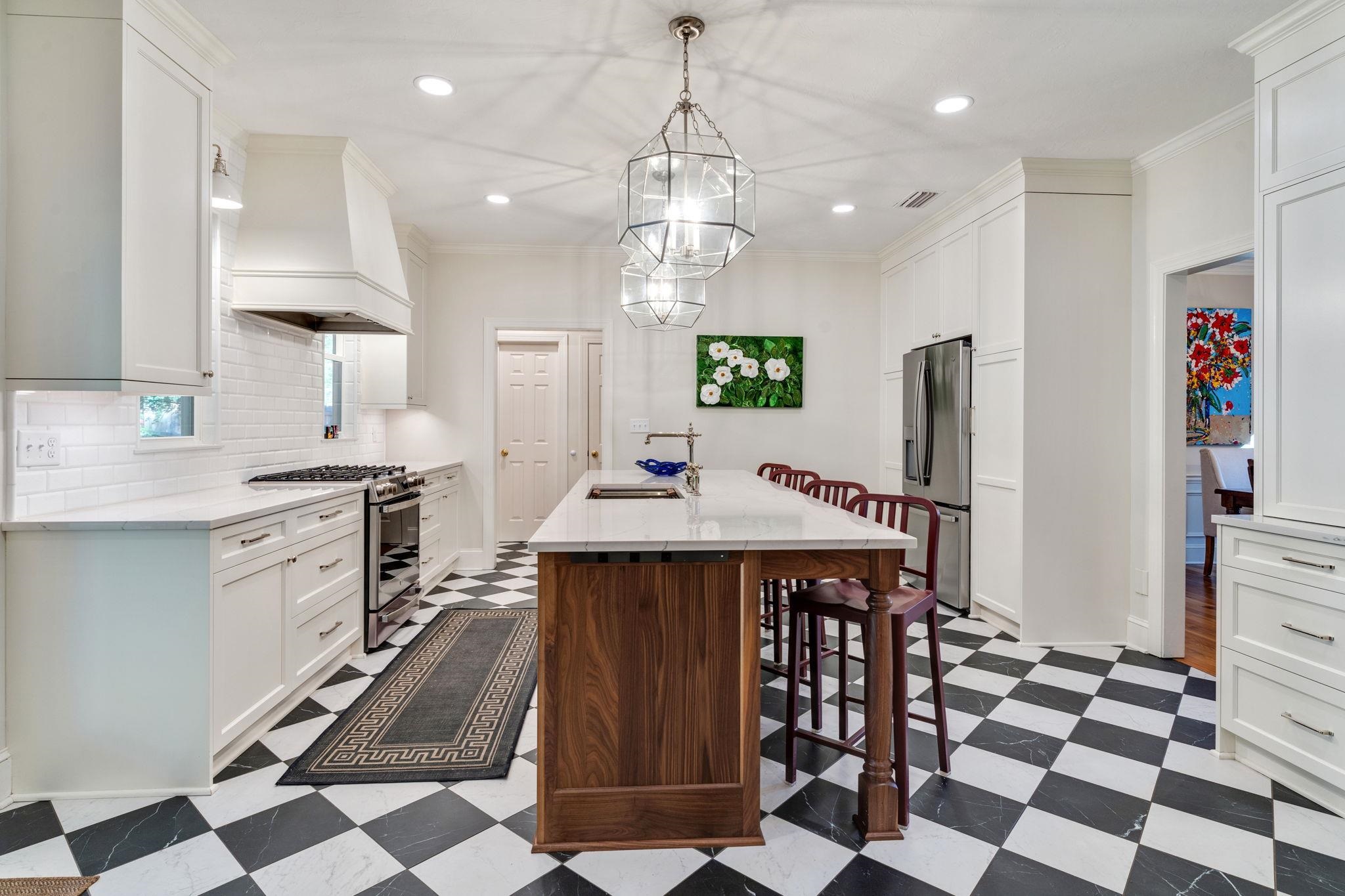 2662 Noble Drive