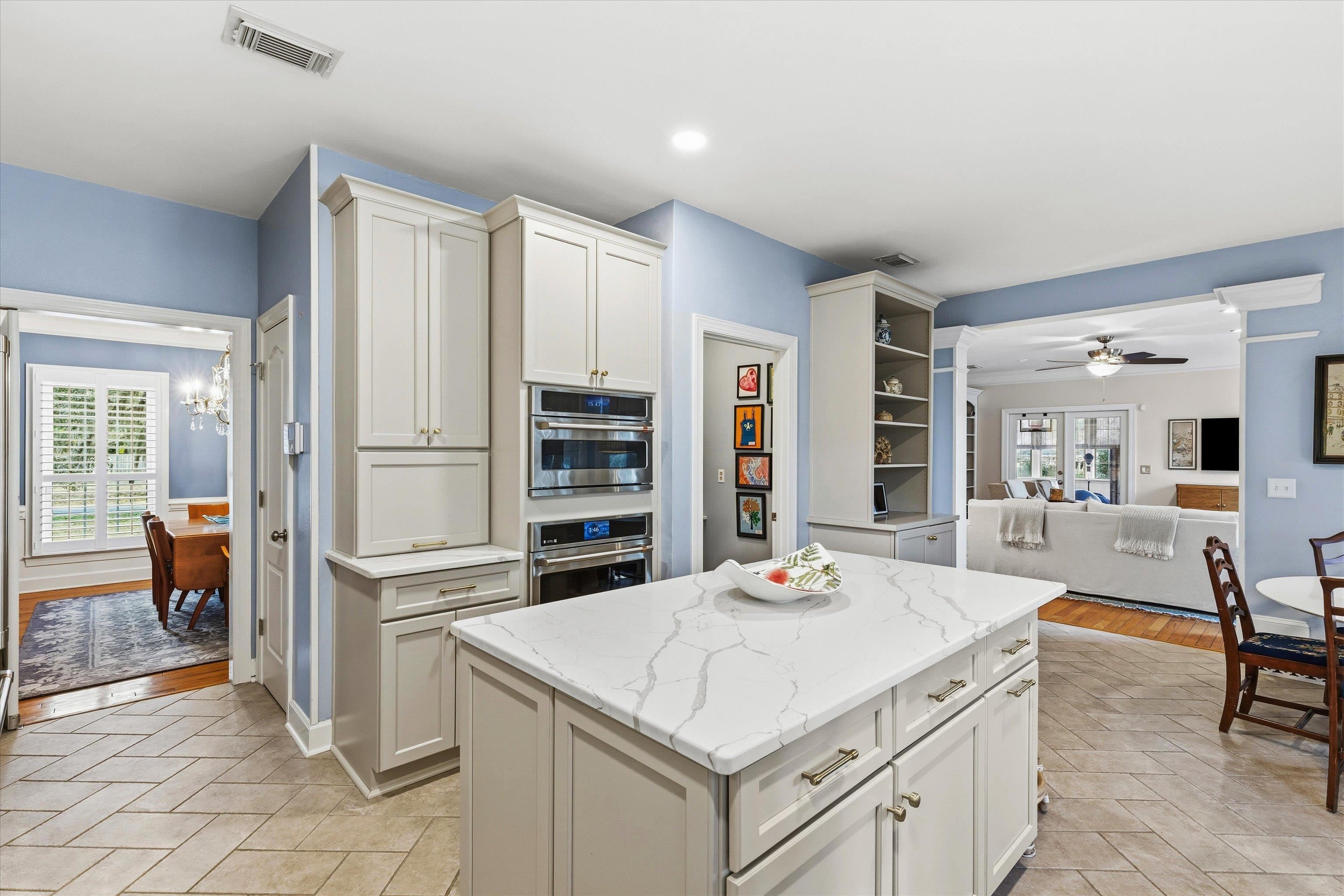 6138 Borderline Drive