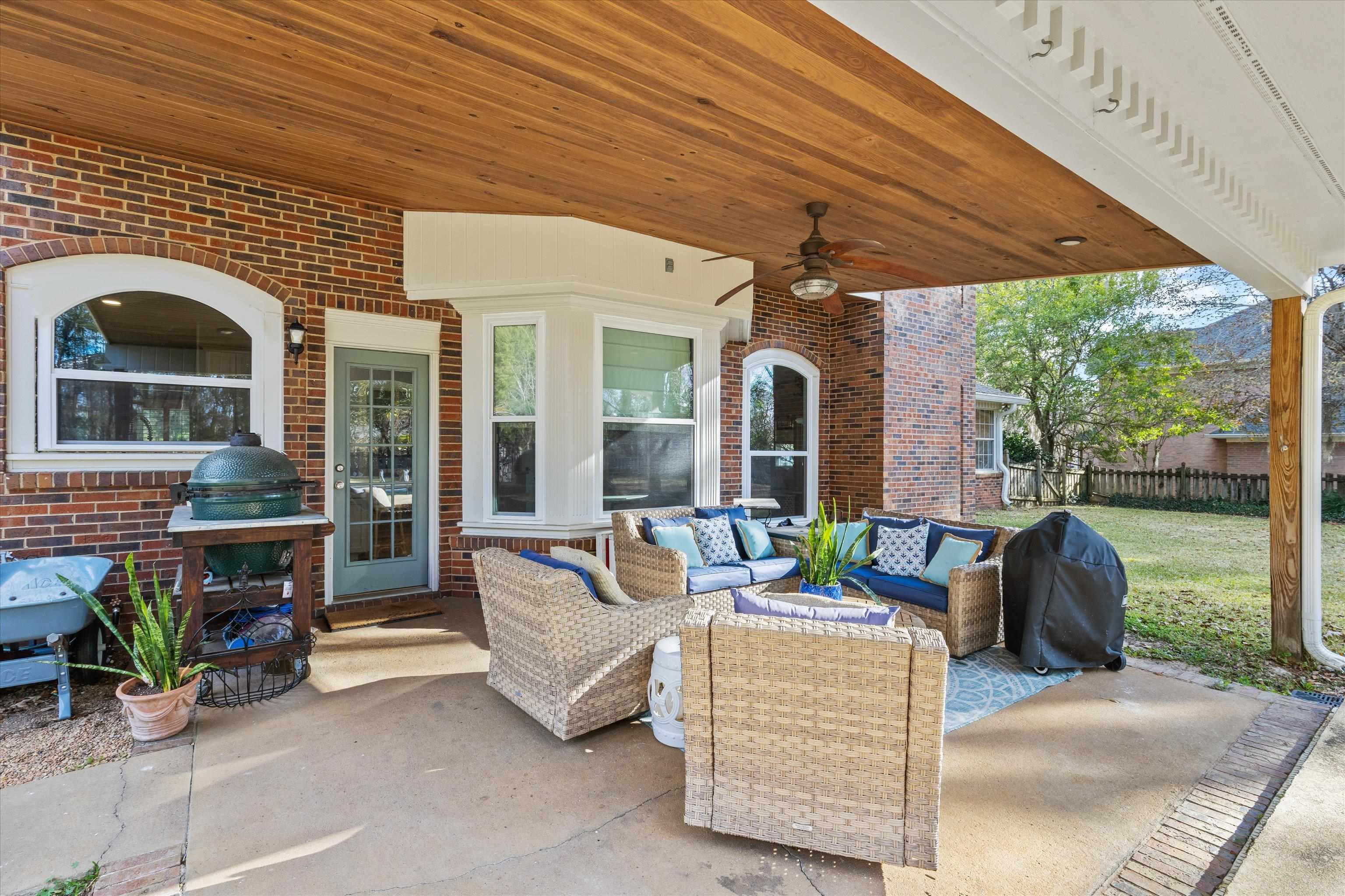 6138 Borderline Drive