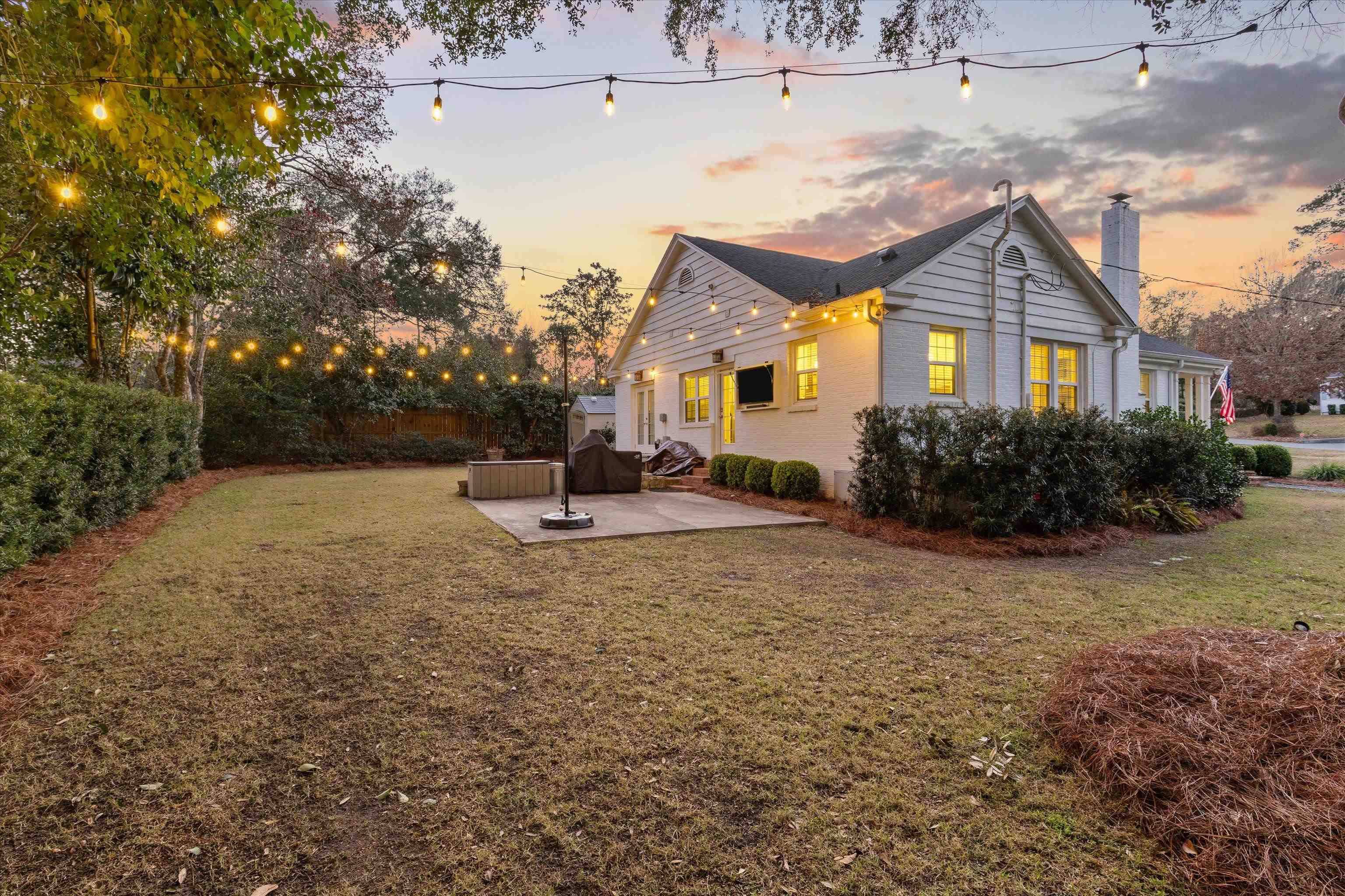 2017 E Forest Drive