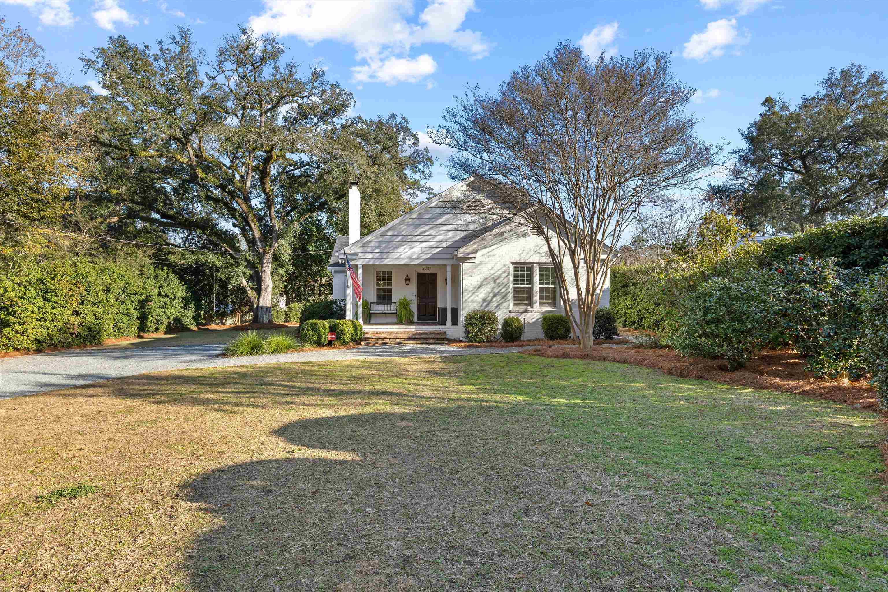 2017 E Forest Drive