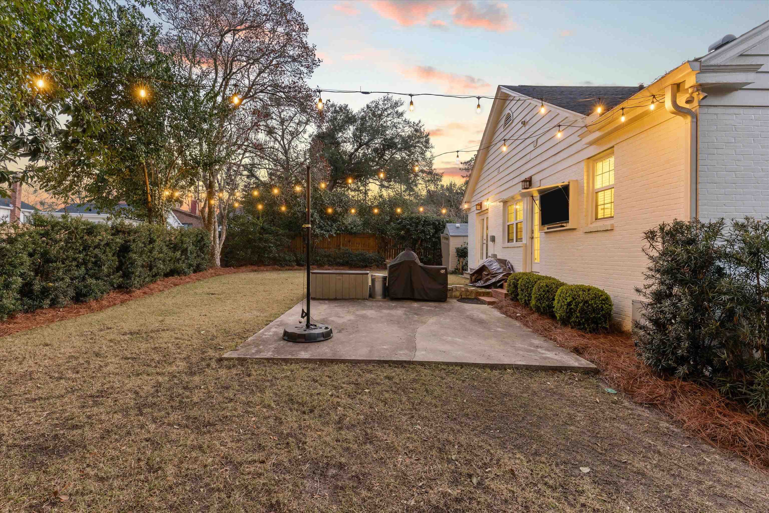 2017 E Forest Drive