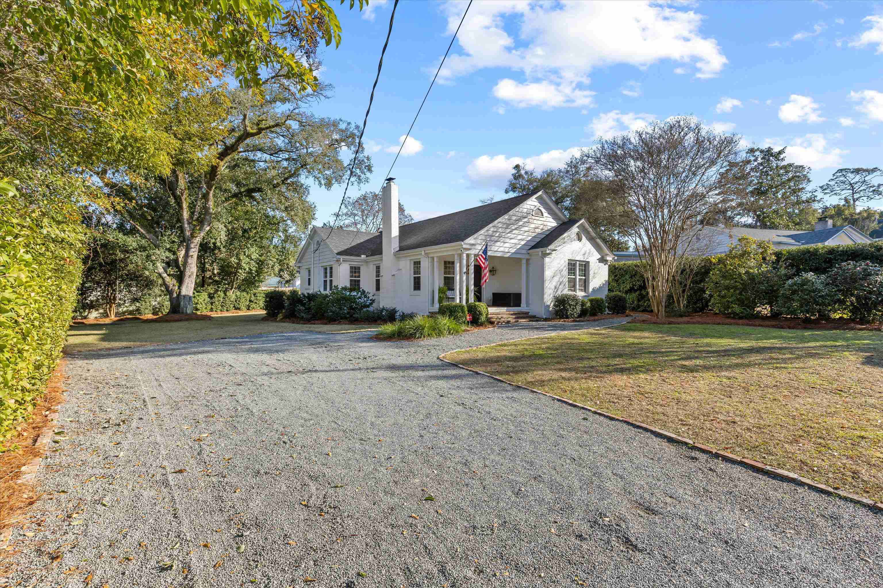 2017 E Forest Drive