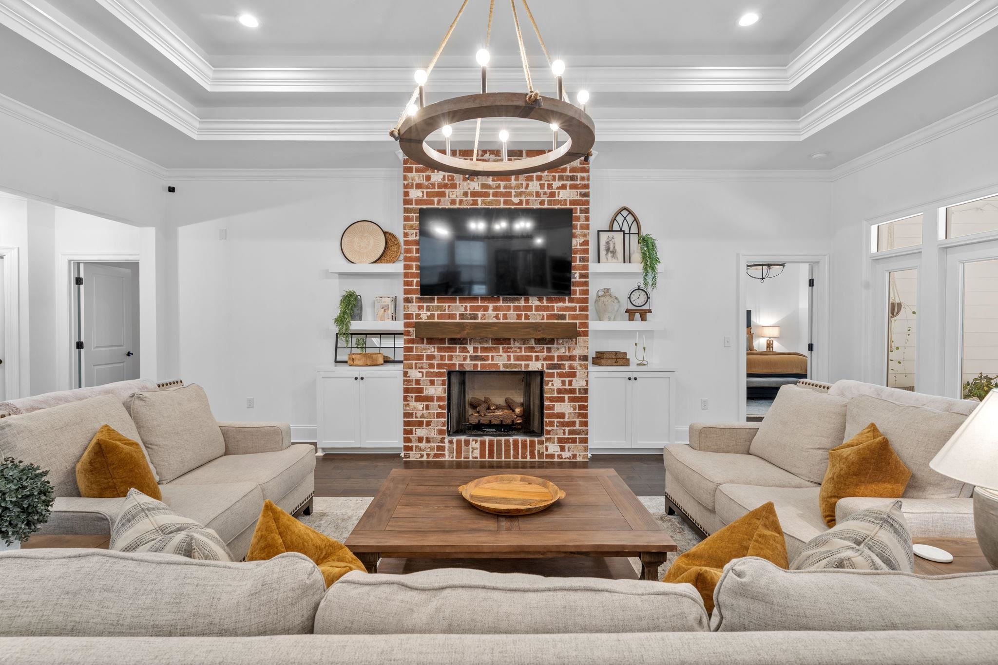 5761 Village Ridge Lane