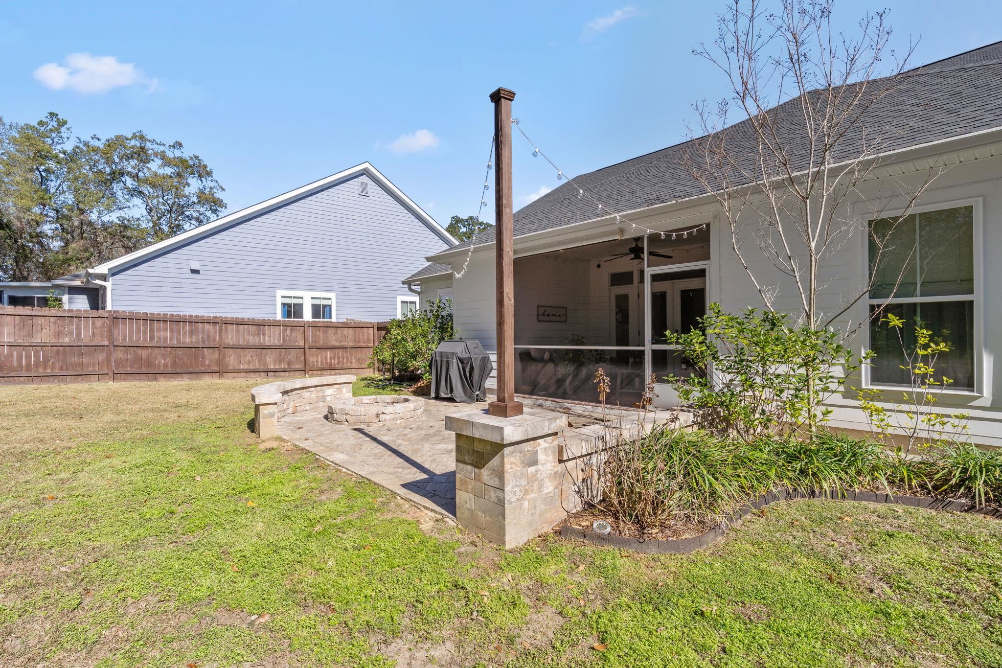 5761 Village Ridge Lane