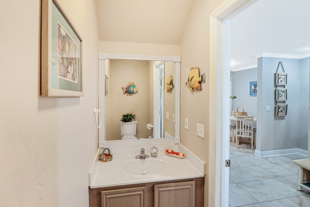 124 Sabal Cir, 32456