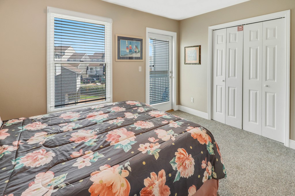124 Sabal Cir, 32456