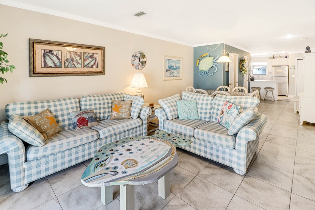 124 Sabal Cir, 32456