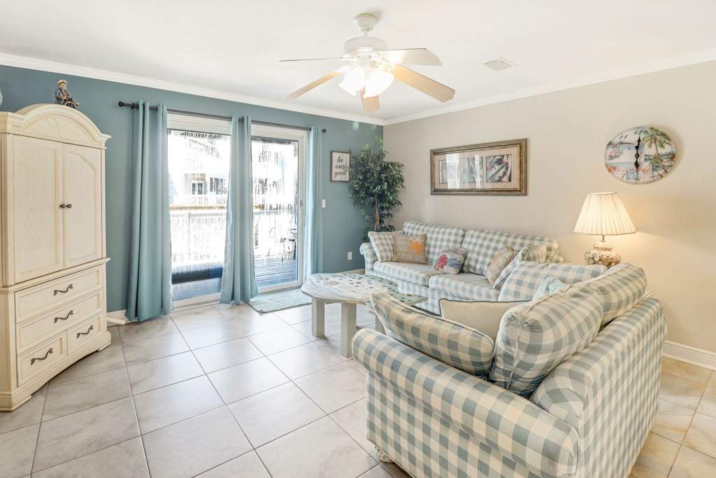 124 Sabal Cir, 32456