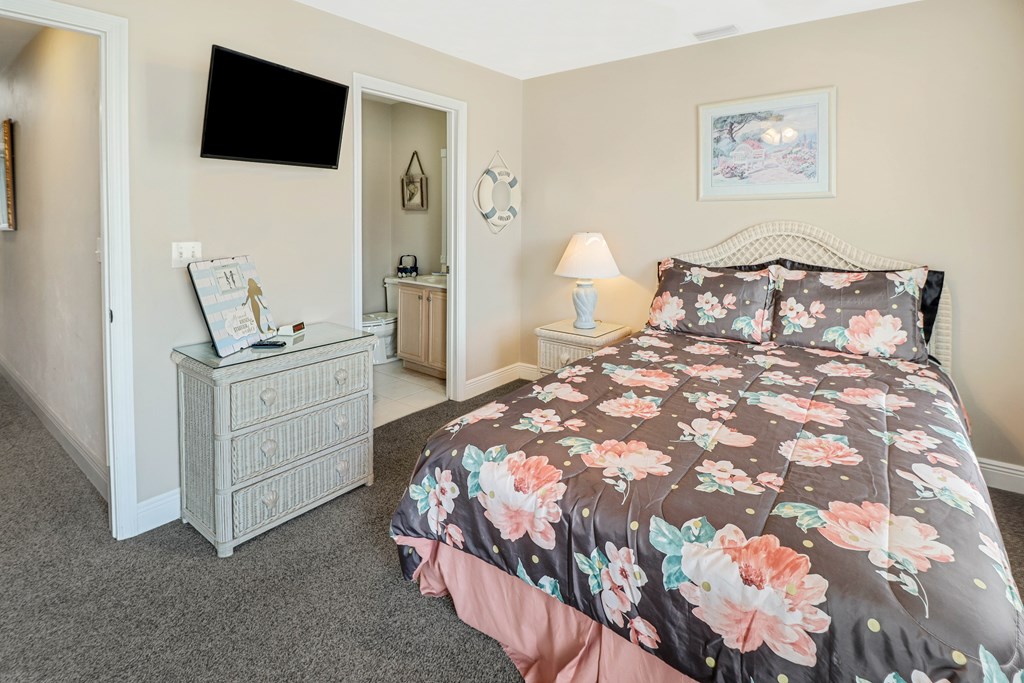 124 Sabal Cir, 32456