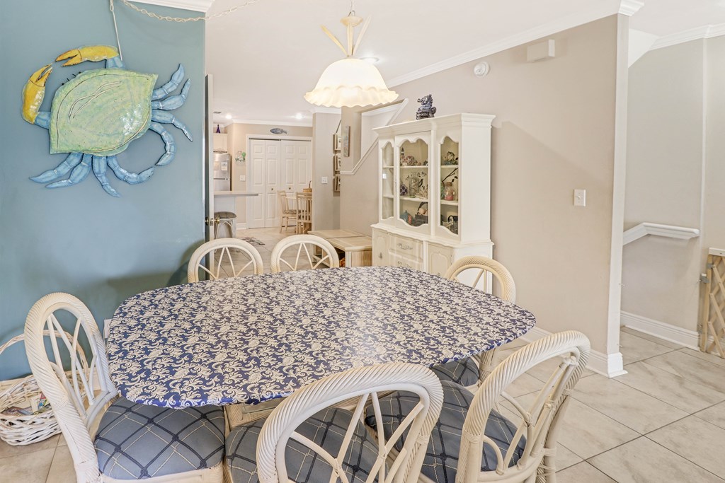 124 Sabal Cir, 32456