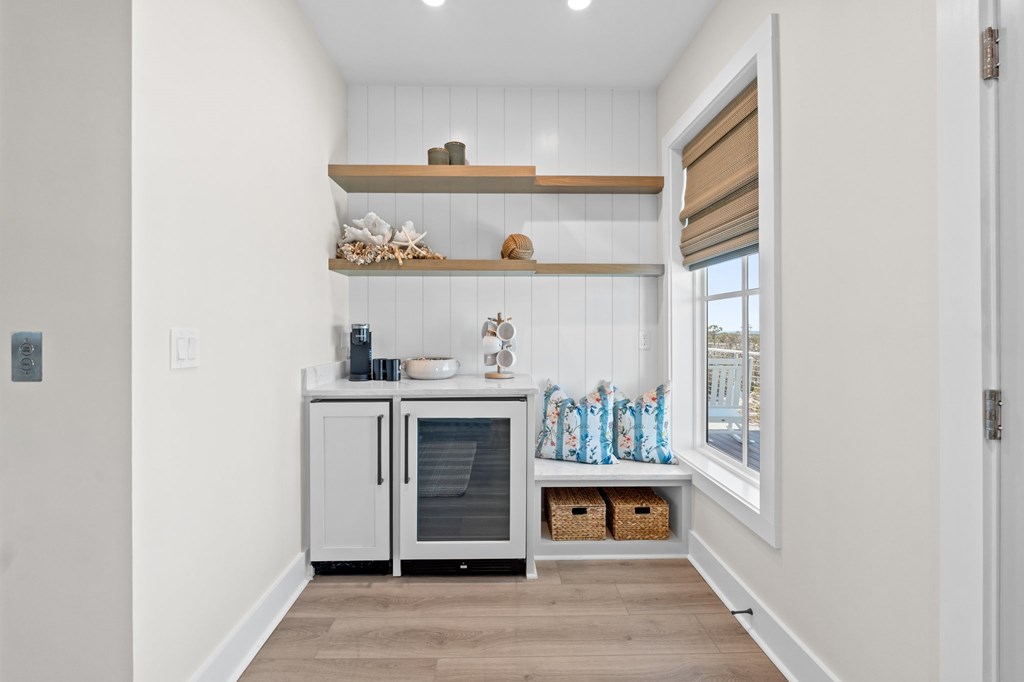 7052 Leeward St, 32456