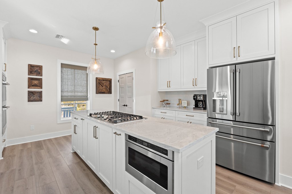 7052 Leeward St, 32456