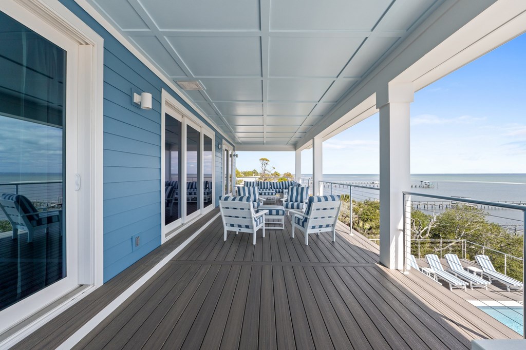 7052 Leeward St, 32456