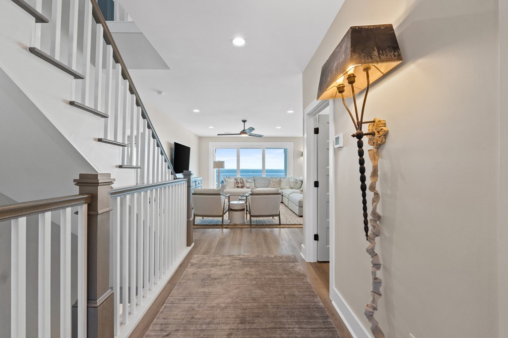 7052 Leeward St, 32456