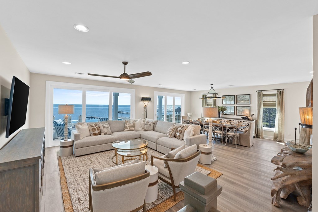 7052 Leeward St, 32456