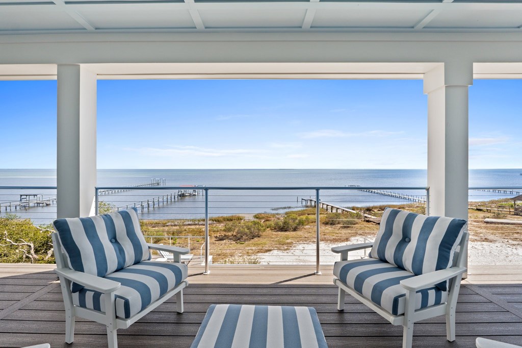 7052 Leeward St, 32456