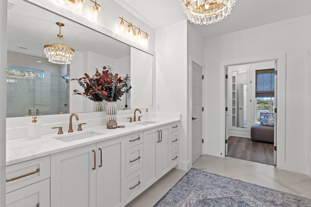 7052 Leeward St, 32456