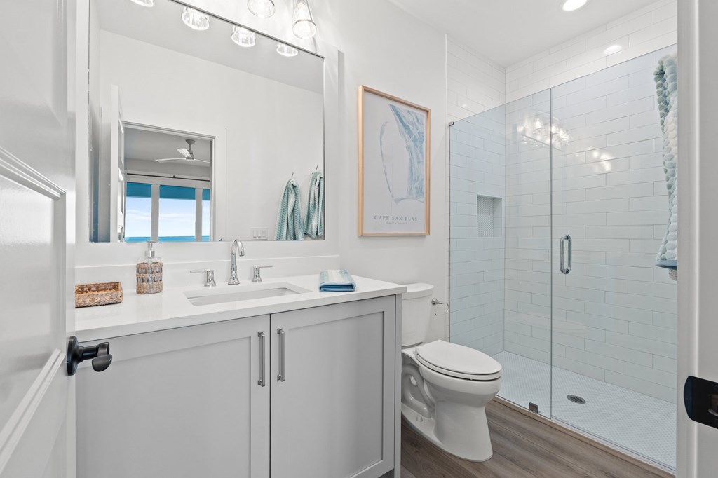 7052 Leeward St, 32456