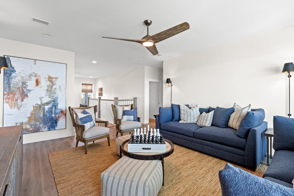 7052 Leeward St, 32456