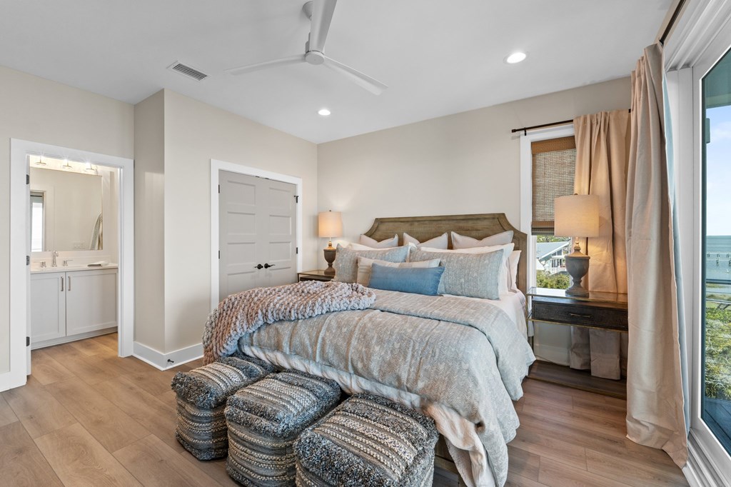 7052 Leeward St, 32456