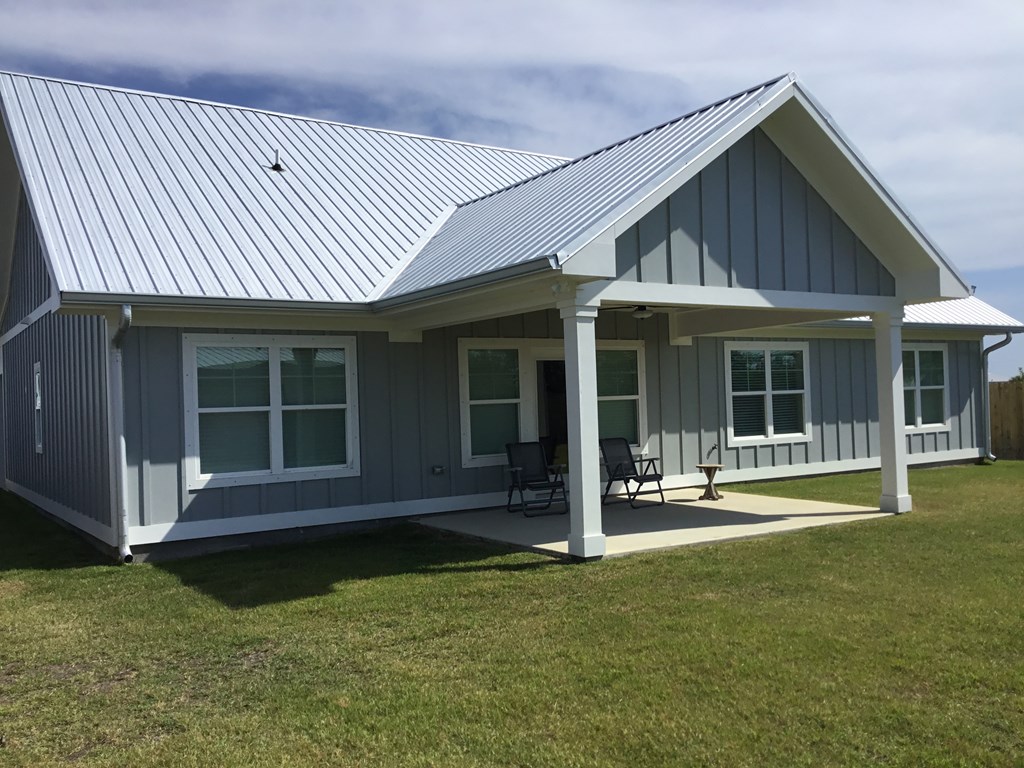 267 Magellan St, Port St. Joe 32456