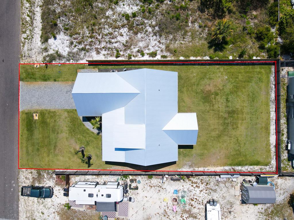 267 Magellan St, Port St. Joe 32456
