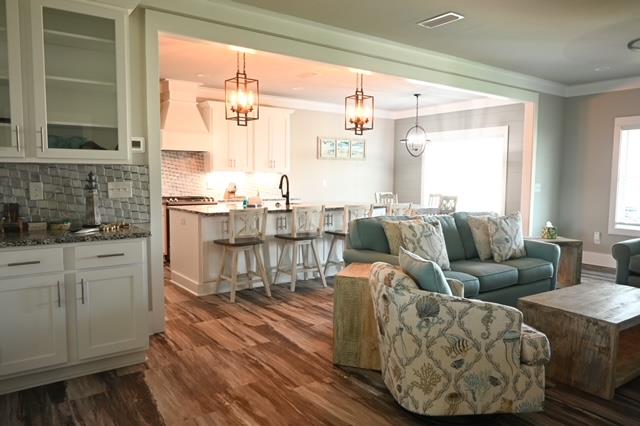 267 Magellan St, Port St. Joe 32456