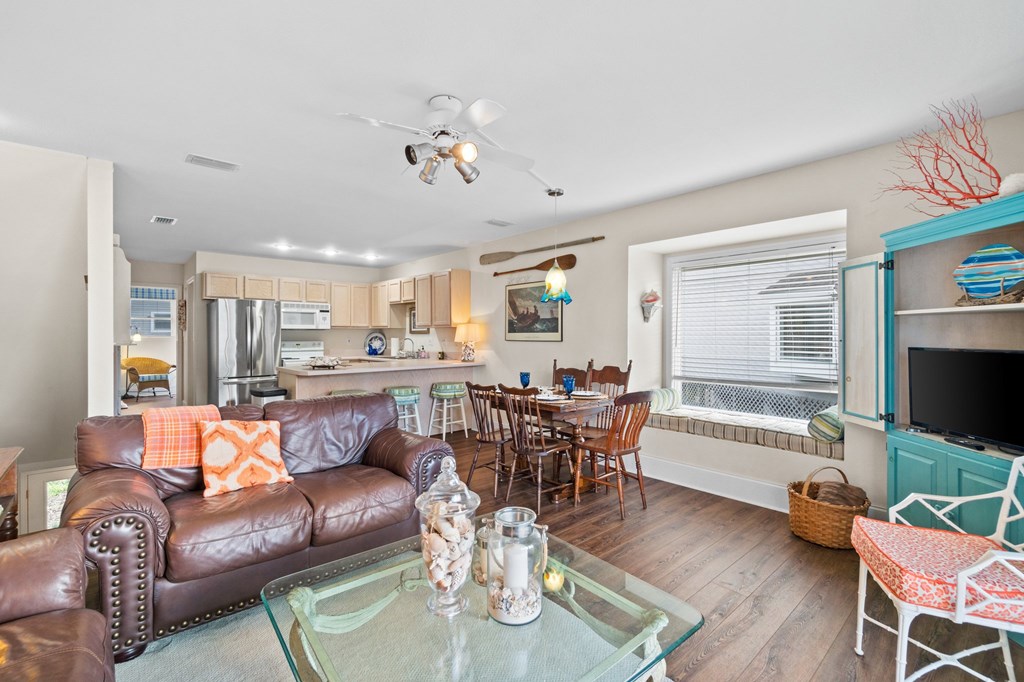 424 Barrier Dunes Dr, 32456