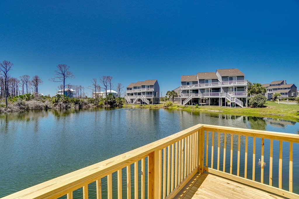 424 Barrier Dunes Dr, 32456