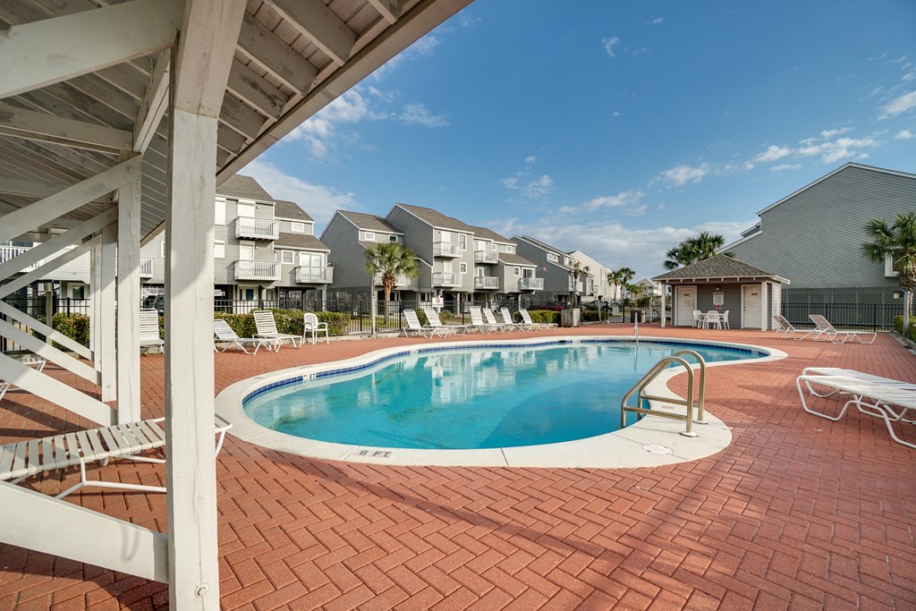 135 Parkside Cir, 32456