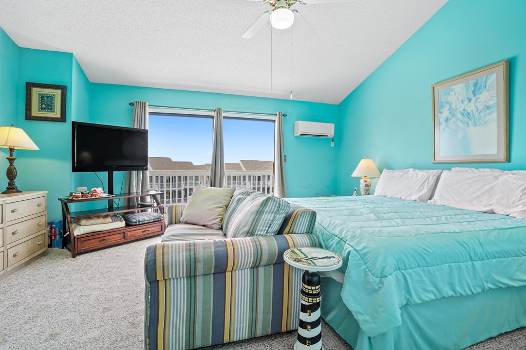 135 Parkside Cir, 32456
