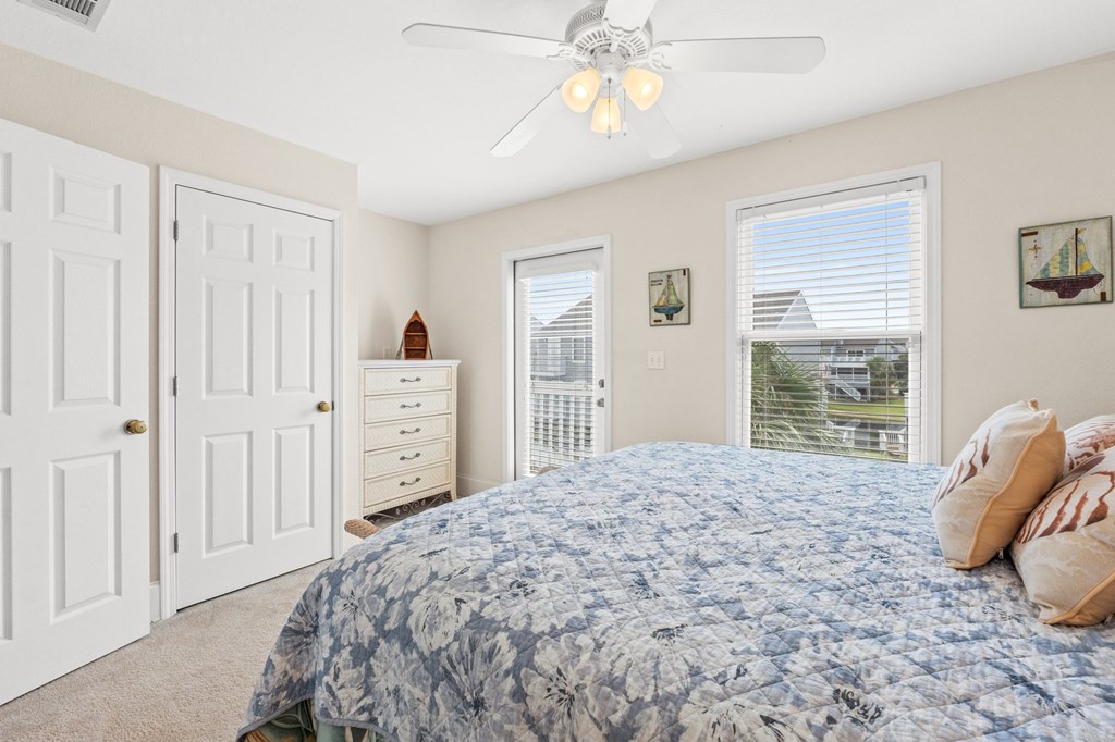 253 Parkside Cir, 32456