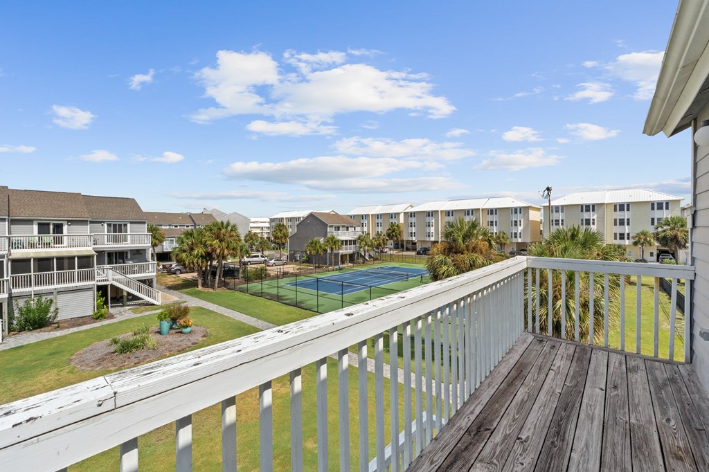 253 Parkside Cir, 32456